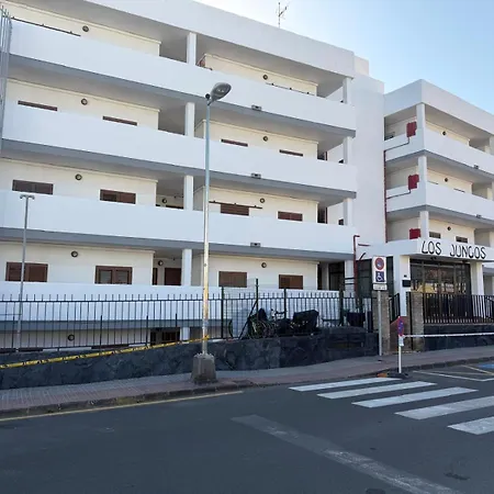 Cosy Upgraded - 1 Bedroom Apartment, Juncos بلايا ديل إنغلز